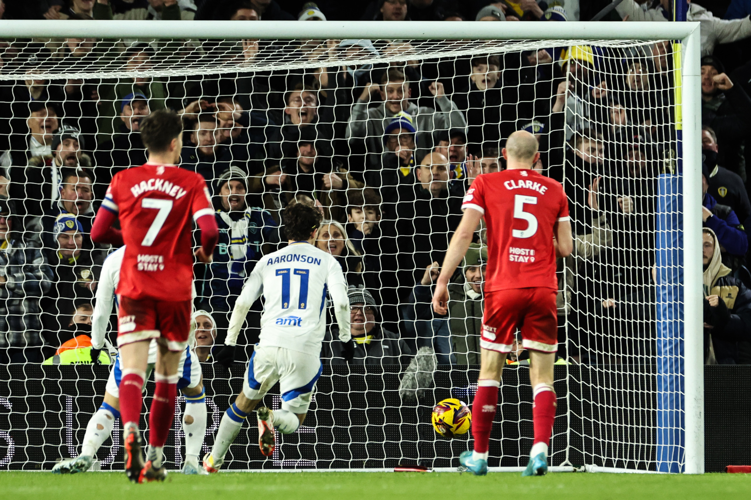 brenden-aaronson-leeds-united-goal-vs-middlesbrough-december-10-2024-credit-mark-cosgrove-news-images-via-zuma-press-wire-isiphotos