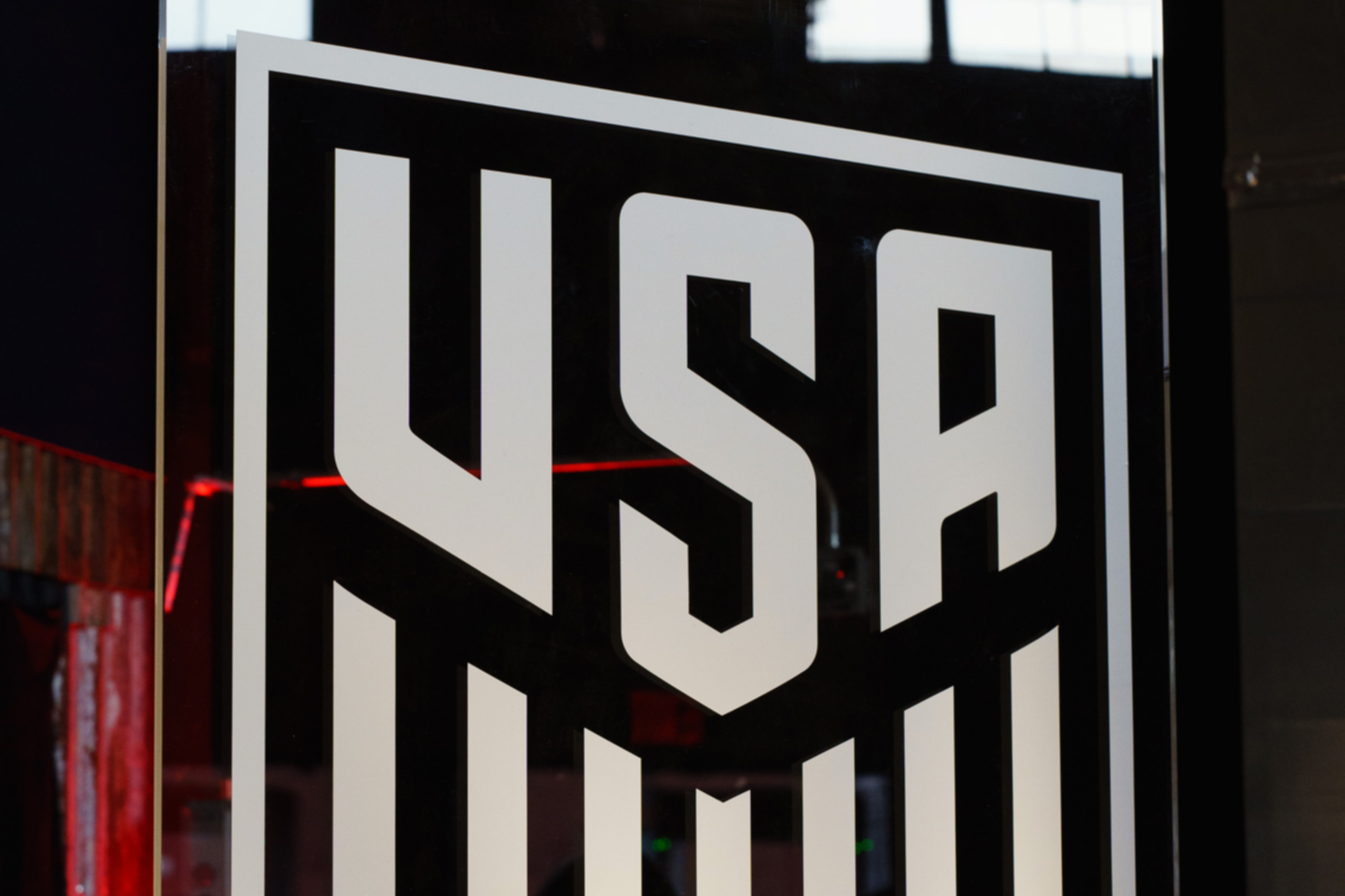 usmnt-logo-credit-howard-smith-isiphotos