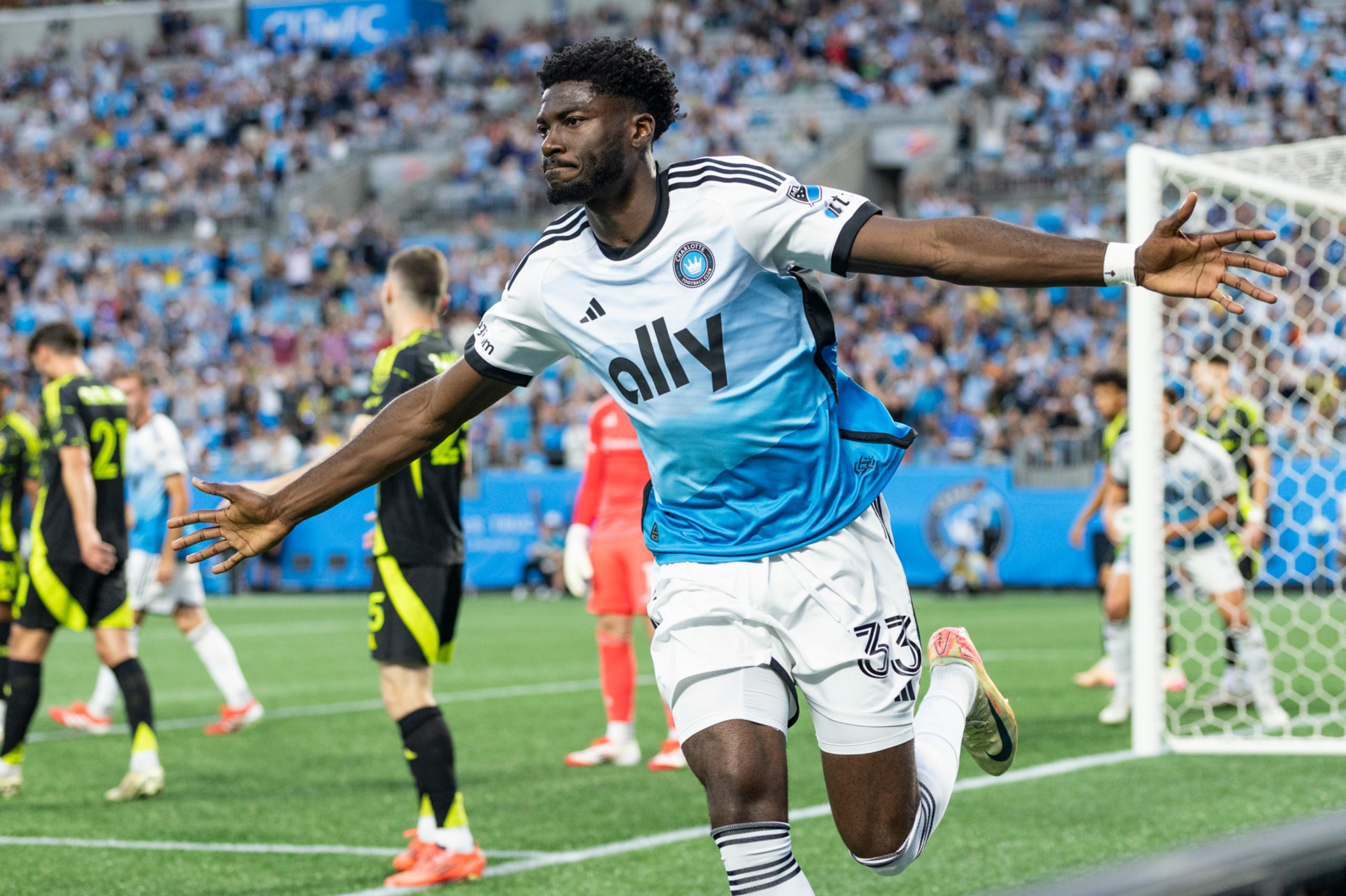 patrick-agyemang-charlotte-vs-columbus-may-24-2025-credit-steve-limentani-isiphotos