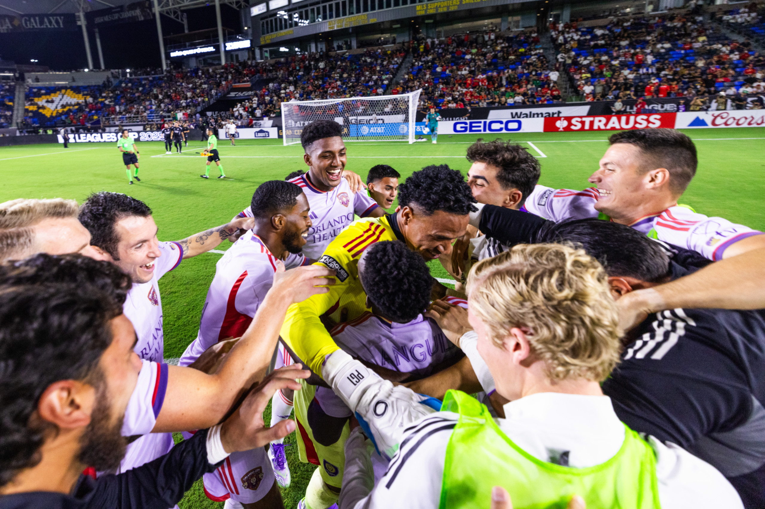 orlando-city-celebrates-tigres-penatlies-leagues-cup-august-20-2025-credit-mark-thor-concacaf
